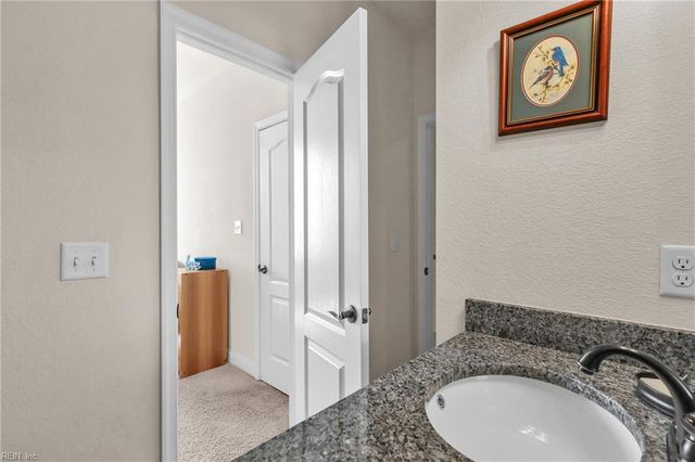 7547 Villa CT, Gloucester Point, VA 23062