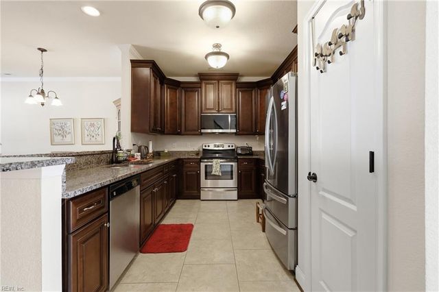 7547 Villa CT, Gloucester Point, VA 23062