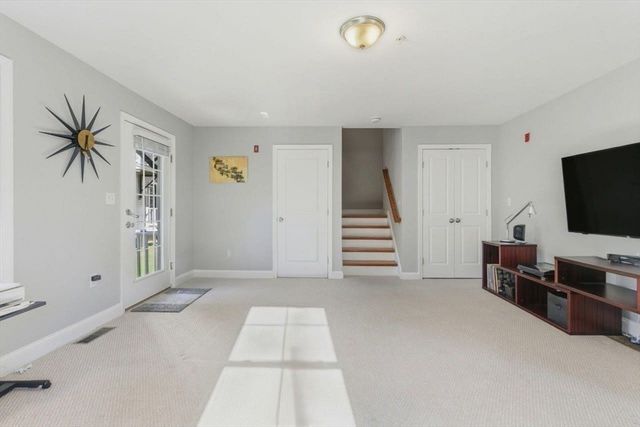 66 Compass Pt 66, North Andover, MA 01845