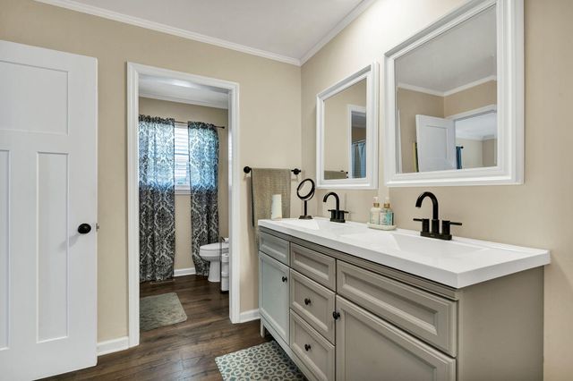 2019 Eugenia Avenue NW, Cleveland, TN 37311