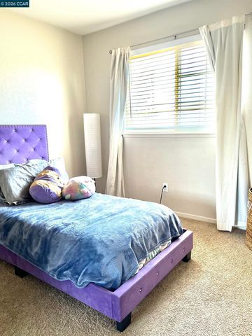 2090 Heartland Cir, Brentwood, CA 94513