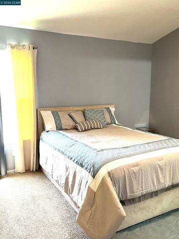 2090 Heartland Cir, Brentwood, CA 94513