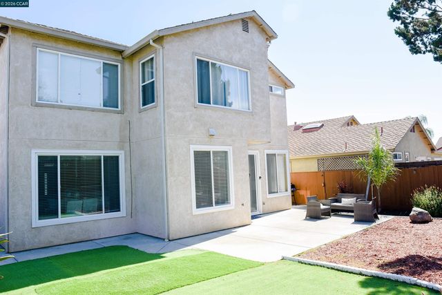 2090 Heartland Cir, Brentwood, CA 94513