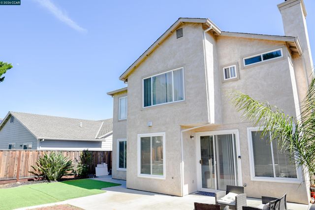 2090 Heartland Cir, Brentwood, CA 94513