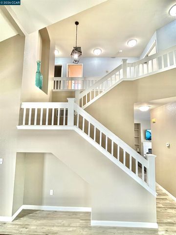 2090 Heartland Cir, Brentwood, CA 94513