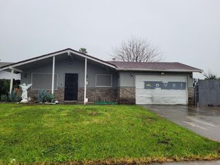 7697 Millroy Way, Sacramento, CA 95823