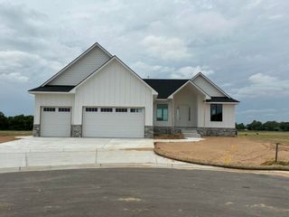 4419 N Grey Meadows Ct, Maize, KS 67101