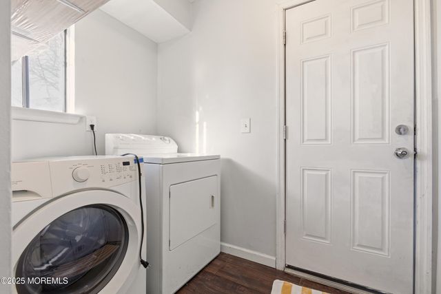 7 Tracey Court, Howell, NJ 07731