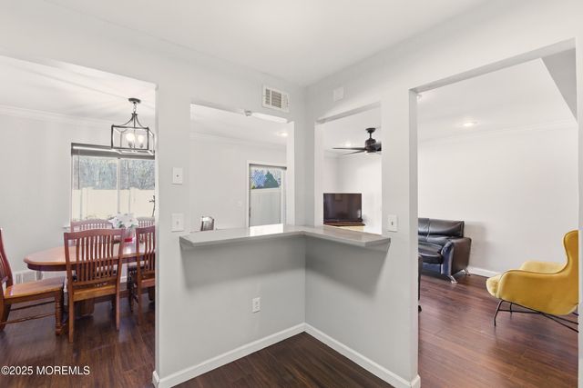 7 Tracey Court, Howell, NJ 07731