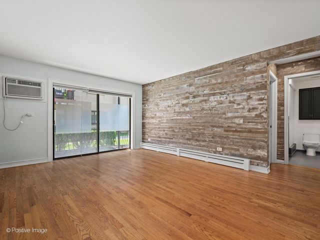 5159 N East River Road 105C, Chicago, IL 60656