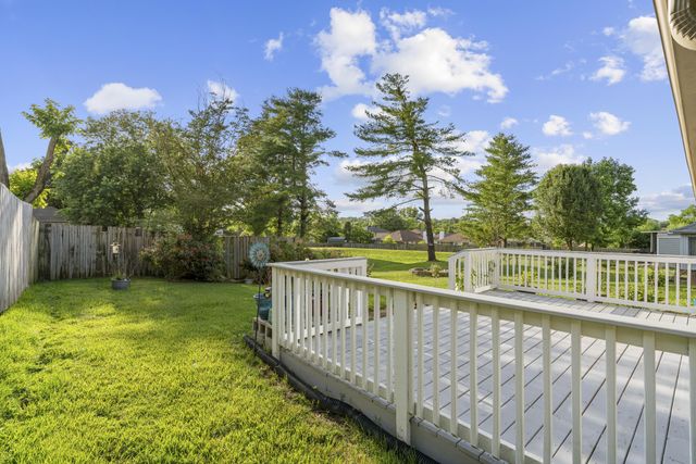 1020 Bret Ridge Dr, Hermitage, TN 37076