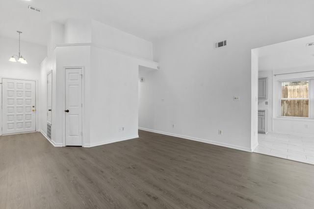 1020 Bret Ridge Dr, Hermitage, TN 37076