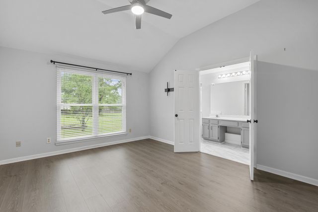 1020 Bret Ridge Dr, Hermitage, TN 37076