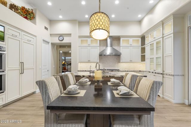 11063 E JASMINE Drive, Scottsdale, AZ 85255