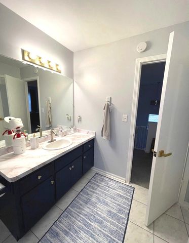 7825 BANKS Street, Justice, IL 60458