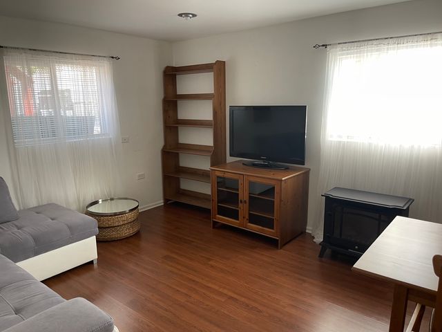 7825 BANKS Street, Justice, IL 60458