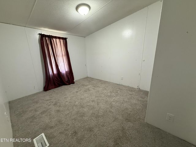 152 Woodlawn Drive, Jamestown, TN 38556