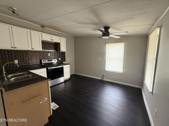 152 Woodlawn Drive, Jamestown, TN 38556