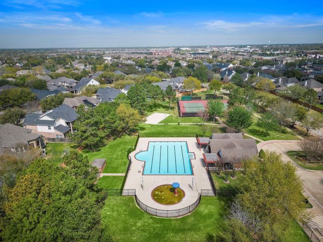 15715 Stroudwater Lane, Houston, TX 77084