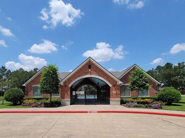 15715 Stroudwater Lane, Houston, TX 77084