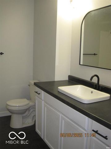 4308 E Maple Manor Parkway, Muncie, IN 47302