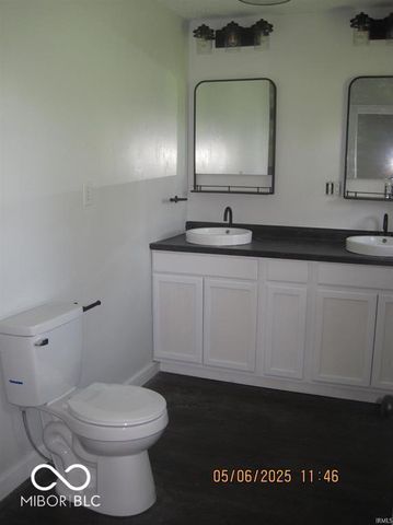 4308 E Maple Manor Parkway, Muncie, IN 47302