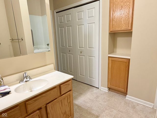 932 Kirkpatrick Place, Greenfield, IN 46140