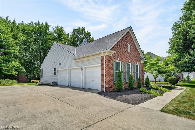 33999 Hickory Court, Avon, OH 44011