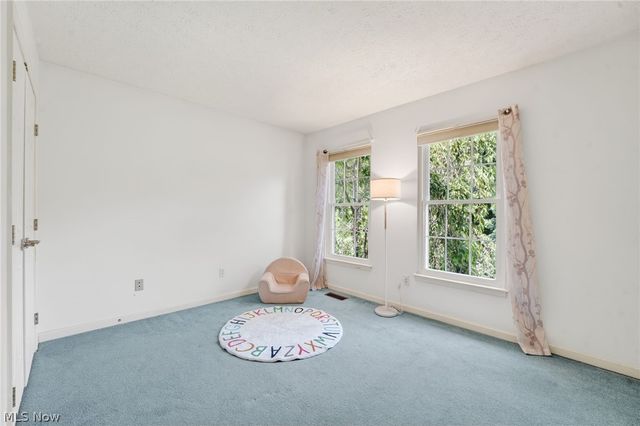33999 Hickory Court, Avon, OH 44011