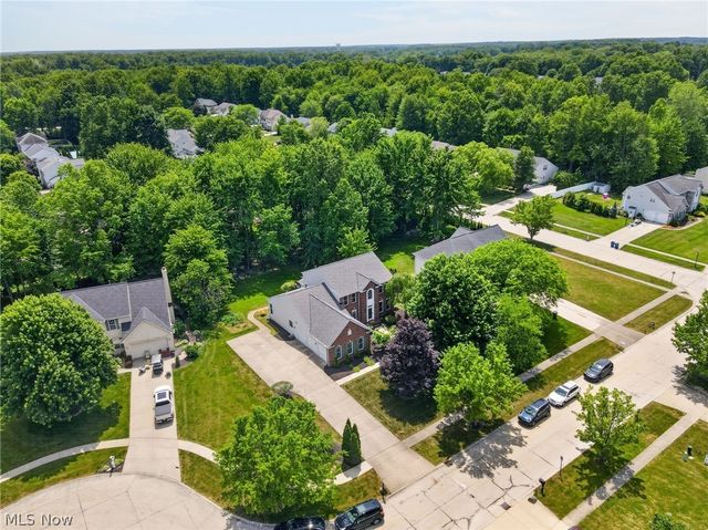 33999 Hickory Court, Avon, OH 44011