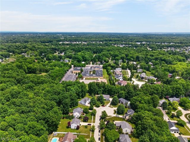 33999 Hickory Court, Avon, OH 44011