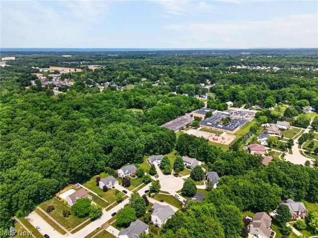 33999 Hickory Court, Avon, OH 44011