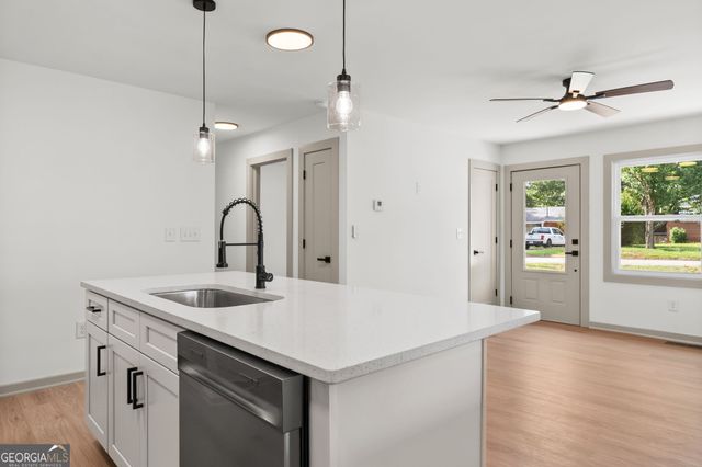 1111 Parkview Drive, Griffin, GA 30224