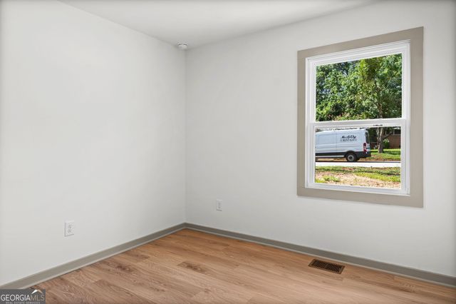 1111 Parkview Drive, Griffin, GA 30224