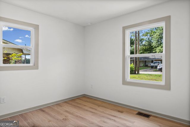 1111 Parkview Drive, Griffin, GA 30224
