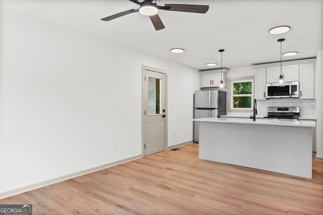 1111 Parkview Drive, Griffin, GA 30224