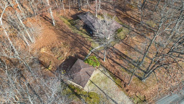 6629 W East Road, Three Oaks, MI 49128