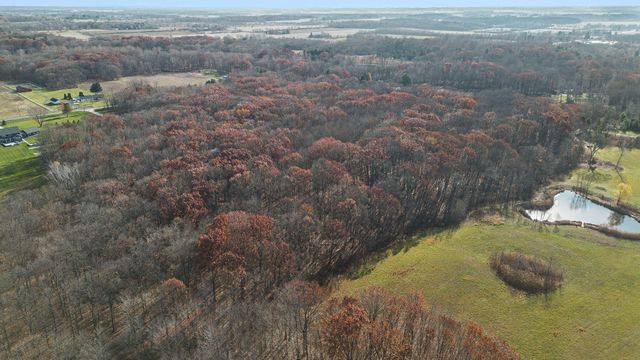 6629 W East Road, Three Oaks, MI 49128