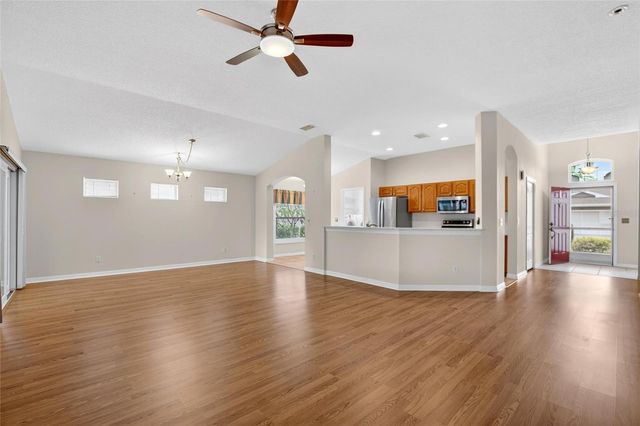 1149 CORINTH GREENS DRIVE, Sun City Center, FL 33573