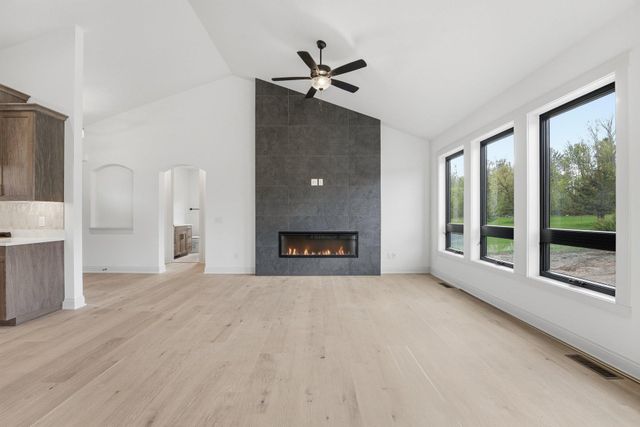 376 Moelter Lane, Hudson, WI 54016