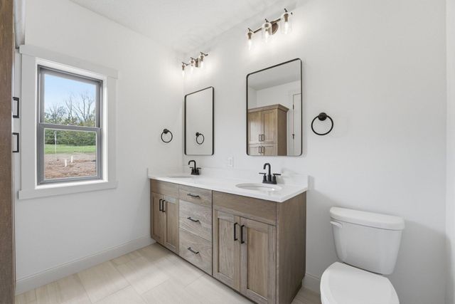 376 Moelter Lane, Hudson, WI 54016