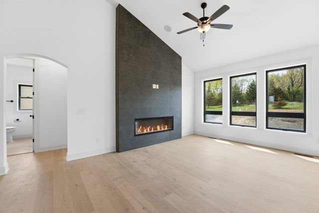 376 Moelter Lane, Hudson, WI 54016