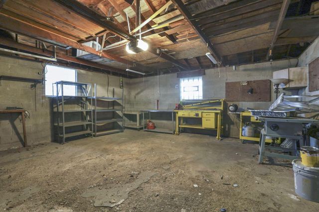 601 Morse Road, Columbus, OH 43214