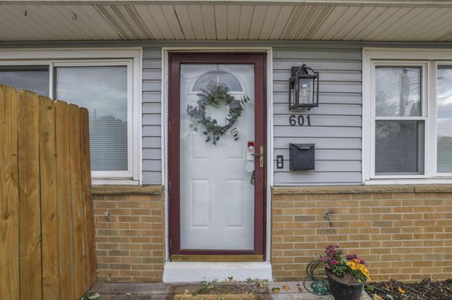 601 Morse Road, Columbus, OH 43214