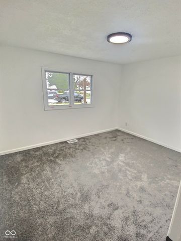 806 S Poplar Street, Seymour, IN 47274