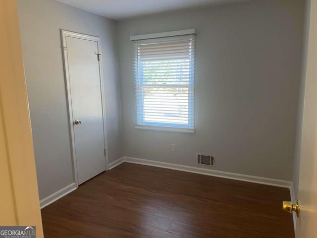 3262 Summer Wood Circle, Snellville, GA 30039