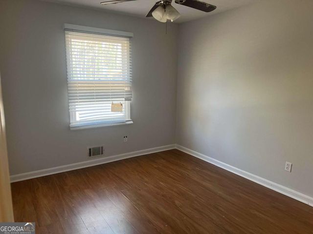 3262 Summer Wood Circle, Snellville, GA 30039