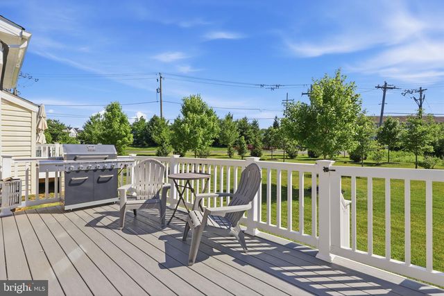 24 GRIFFIN WAY, Yardley, PA 19067