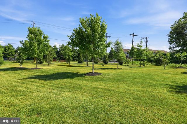 24 GRIFFIN WAY, Yardley, PA 19067