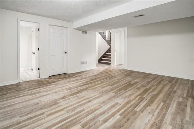 3625 NW ANCHOR Court, Blue Springs, MO 64015